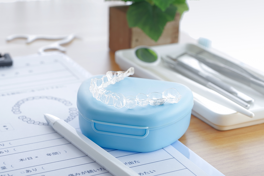 保定装置（リテーナー）とは